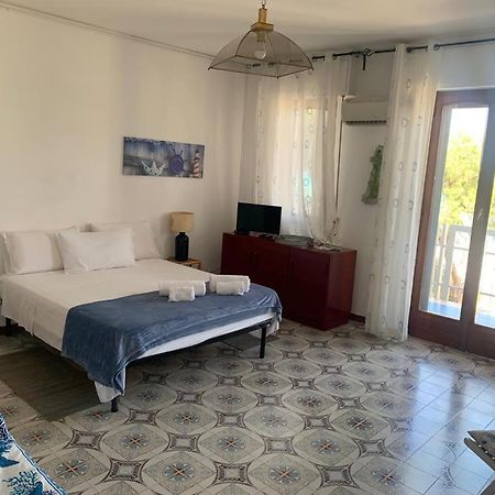 Rocca Mondello Rooms, Beach And Sea 巴勒莫 外观 照片