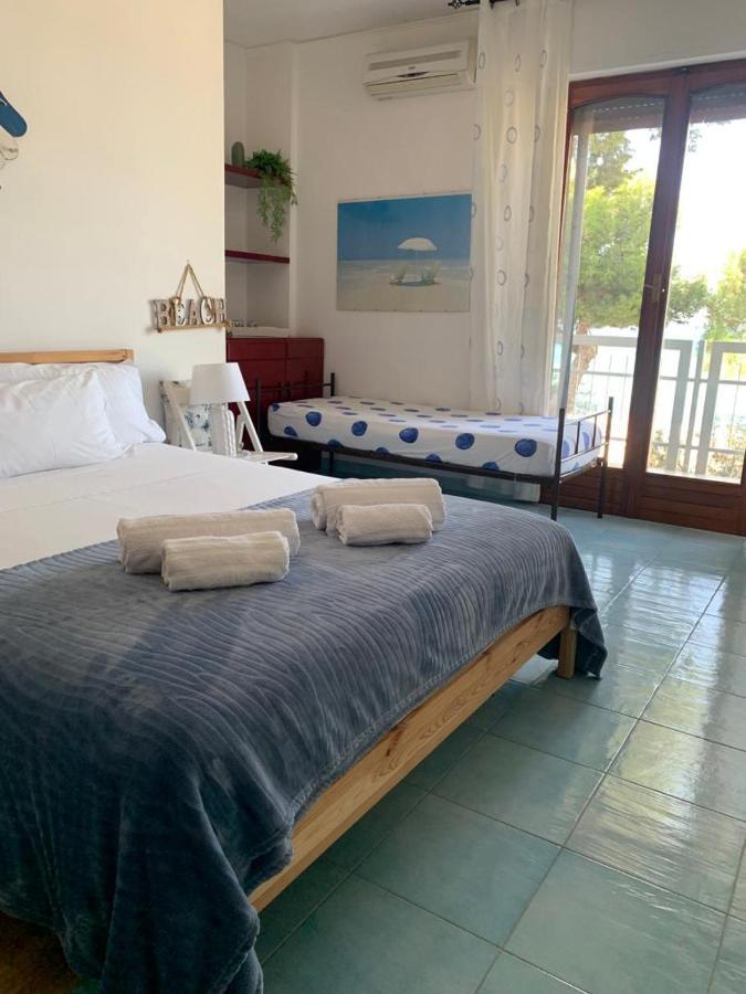 Rocca Mondello Rooms, Beach And Sea 巴勒莫 外观 照片